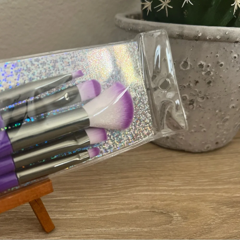 Purple Makeup Brush Set w/ Case | Face & Eye Brushes | New Unbranded